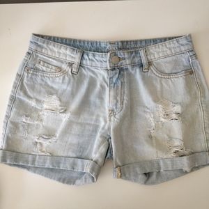 LOW RISE BOYFRIEND JEAN SHORTS